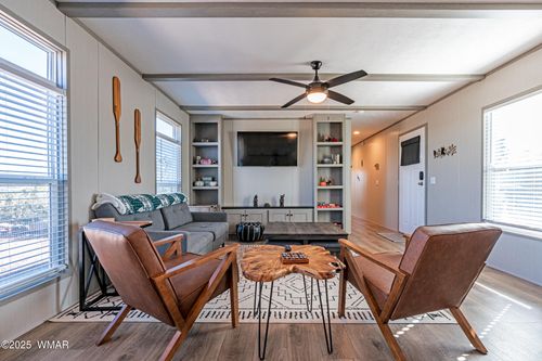 8716 Cox Dr, Show Low, AZ, 85901-8170 | Card Image