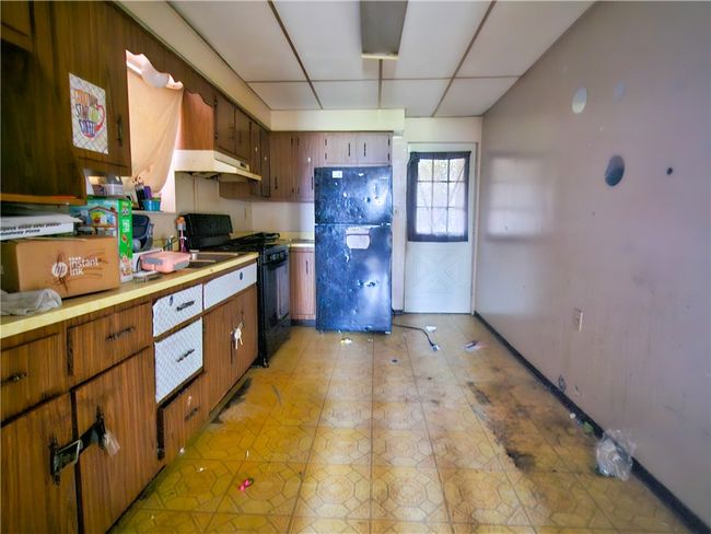 1517 Beaver St, House other with 3 bedrooms, 2 bathrooms and 2 parking in Mckeesport PA | Image 11