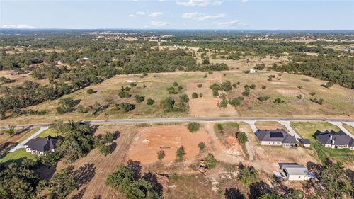 1105 Gonzollas Rd, Springtown, TX, 76082-2617 | Card Image