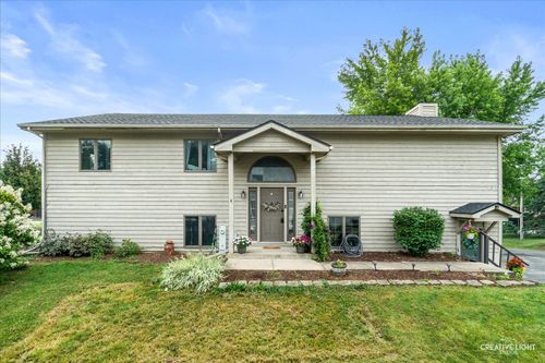 1337 Mabel Ln, Sandwich, IL, 60548-9358 | Card Image