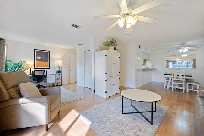 APT-108 - 752 White Pine Tree Rd, Condo with 2 bedrooms, 2 bathrooms and null parking in VENICE FL | Image 9