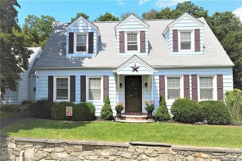 132 Reservoir Rd, Marlboro, NY, 12542-5010 | Card Image