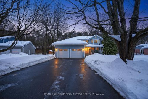 5 Bailey Cres, Tiny, ON, L0L2T0 | Card Image