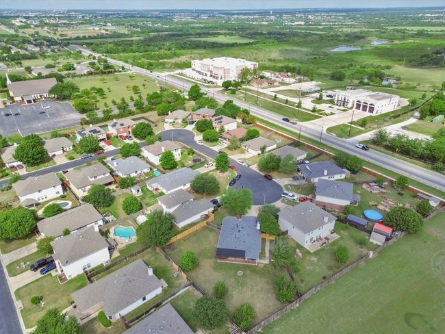 1107 Ascot St, House other with 3 bedrooms, 2 bathrooms and 2 parking in Georgetown TX | Image 34