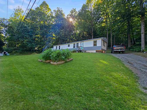 37-250 W Wind Way, Castleton, VT, 05735-9052 | Card Image