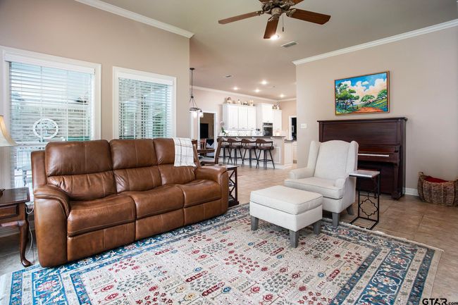 11208 Marsh Wren Cir, House other with 4 bedrooms, 3 bathrooms and null parking in Flint TX | Image 16