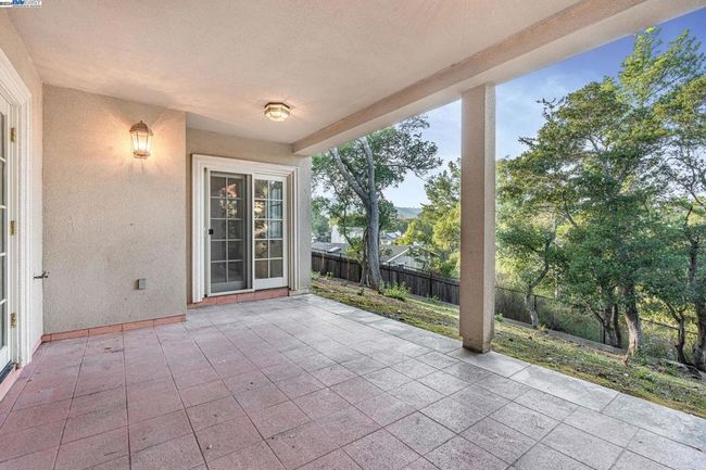 11 La Strada Ct, House other with 5 bedrooms, 5 bathrooms and 2 parking in Burlingame CA | Image 48