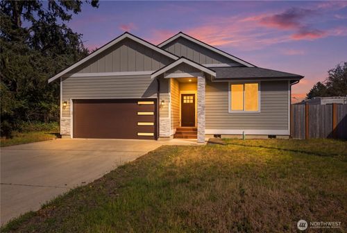 508 Makah Ave Se, Ocean Shores, WA, 98569-9742 | Card Image