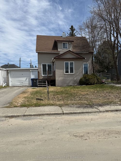 20 Devonshire St, Kapuskasing, ON, P5N1C1 | Card Image