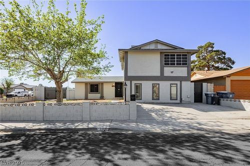 3969 Manford Cir, Las Vegas, NV, 89104-5014 | Card Image