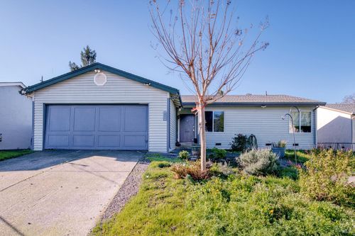 7517 Bobbie Way, Rohnert Park, CA, 94928 | Card Image