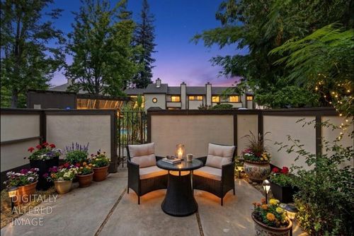 208 Wales Drive, Folsom, CA, 95630 | Card Image