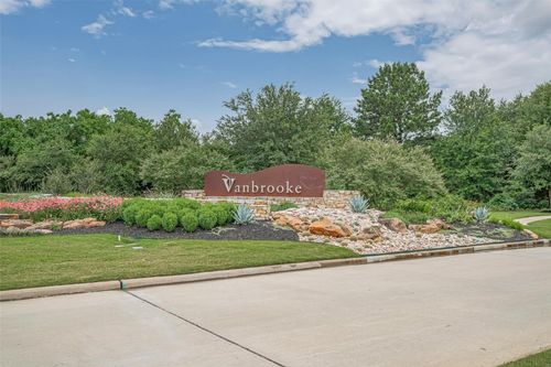 5218 Windy Plantation Dr, Fulshear, TX, 77423-3525 | Card Image