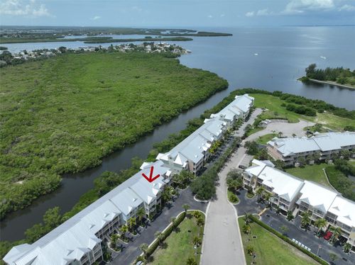 3226 Mangrove Point Dr, RUSKIN, FL, 33570-3066 | Card Image