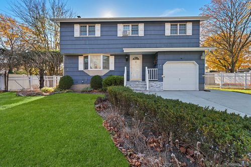 164 Colonial Springs Rd, Wheatley Heights, NY, 11798-1037 | Card Image