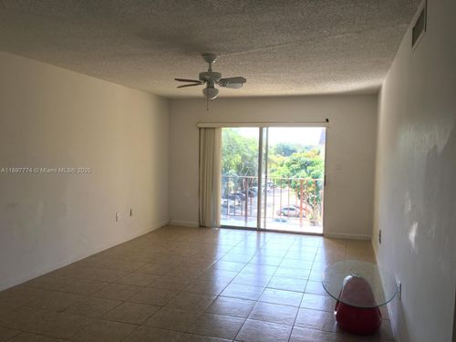 a421-12035 Ne 2nd Ave, North Miami, FL, 33161-5378 | Card Image
