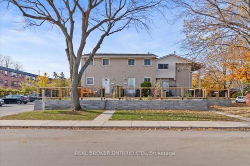 2-11 Colmar Pl, Hamilton, ON, L9H4L1 | Card Image