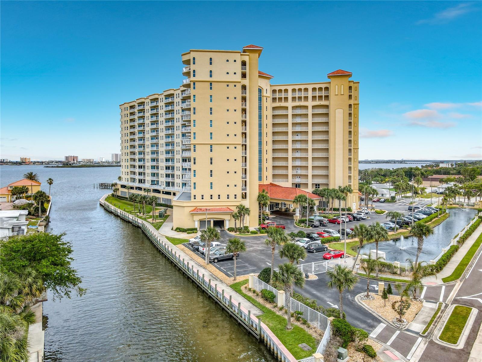 Residential in SOUTH DAYTONA 3