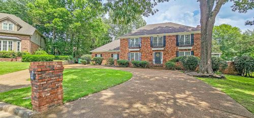 8451 Old Elm Cv, Germantown, TN, 38138-7626 | Card Image