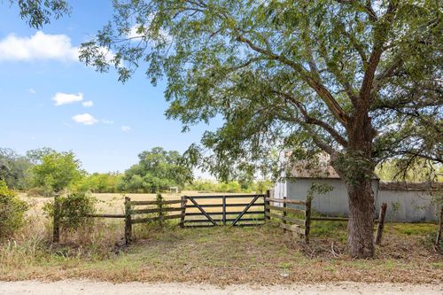 1268 Stokes Rd, Fayetteville, TX, 78940 | Card Image