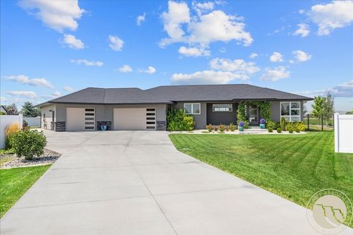6801 Skycrest Dr, Billings, MT, 59106-3129 | Card Image