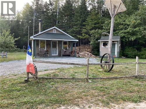 560 Rue Principale, Beresford, NB, E8K2A8 | Card Image