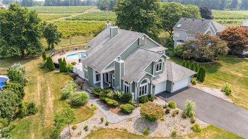 34 Vineyard Hl, Fairport, NY, 14450-4603 | Card Image
