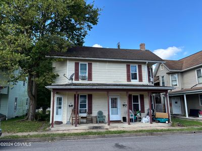 14-16 S High Street, Home with 4 bedrooms, 2 bathrooms and null parking in Selinsgrove PA | Image 1