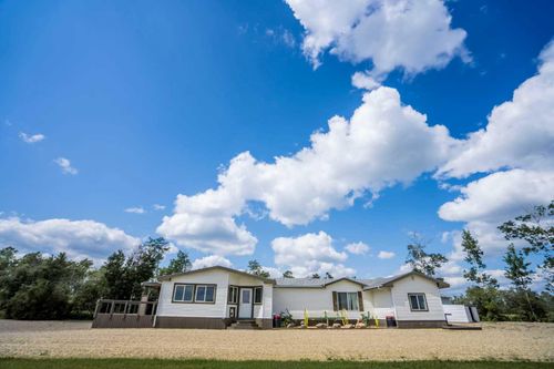 82440 Range Road 221, Rural Northern Sunrise County, AB, T0H2R0 | Card Image