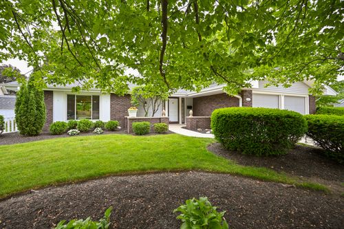 23W303 Cambridge Ct, Glen Ellyn, IL, 60137-6502 | Card Image
