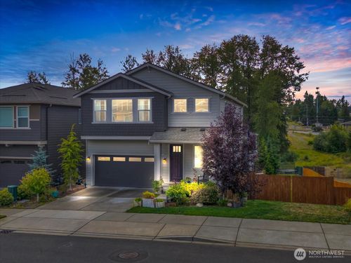 2002 106th Ave Se, Lake Stevens, WA, 98258-5677 | Card Image