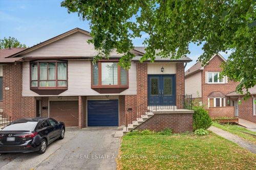 36 Mount Pleasant Dr, Brampton, ON, L6Z1K2 | Card Image