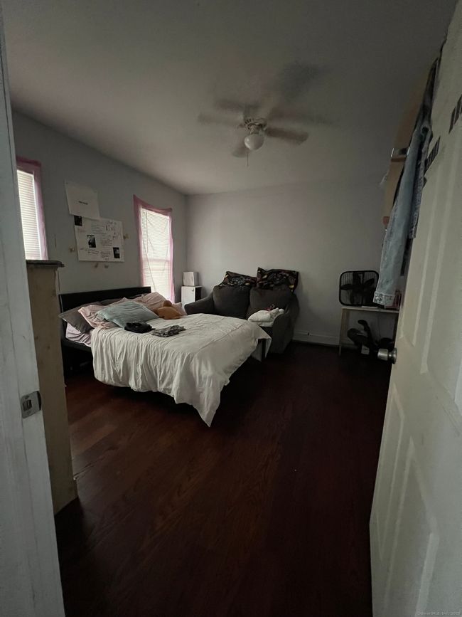1 - 982 Dixwell Ave, Home with 2 bedrooms, 1 bathrooms and null parking in Hamden CT | Image 8
