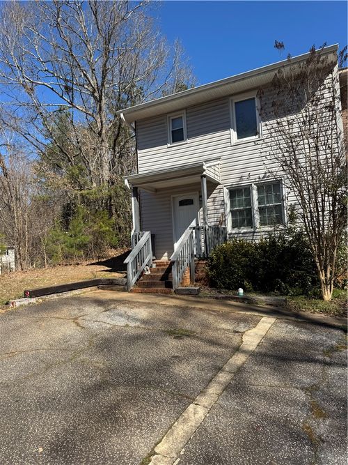 909 Georgetown St, Clemson, SC, 29631-1042 | Card Image