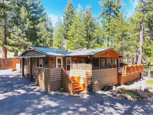 328 Ponderosa Pl, Tygh Valley, OR, 97063-9729 | Card Image