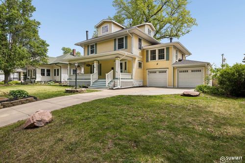 1951 Sewell St, Lincoln, NE, 68502-3845 | Card Image