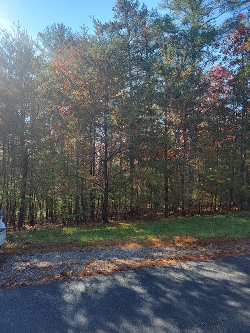 2930 New Ridge Rd, Elliston, VA, 24087-3260 | Card Image