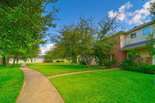 11821 Jelicoe Dr, Houston, TX, 77047-3523 | Card Image