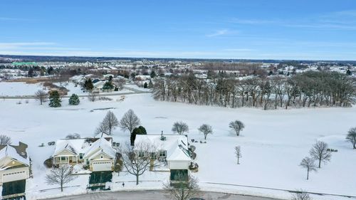 12660 Birdie Dr, Huntley, IL, 60142-7513 | Card Image