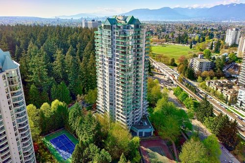17f-6128 Patterson Ave, Burnaby, BC, V5H4P3 | Card Image