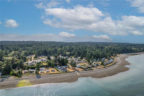 35 Bowser Rd, Bowser, BC, V0R1G0 | Card Image