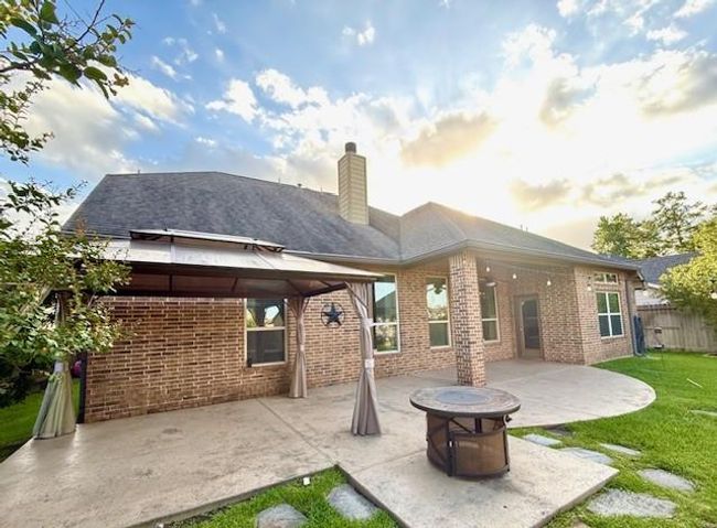 Large Patio for Entertaining | Image 23