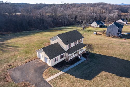 2683 Five Forks Rd, Bedford, VA, 24523-1976 | Card Image