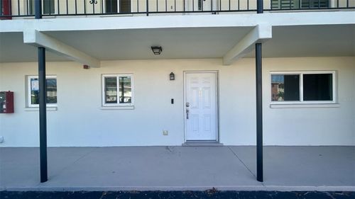 apt-180-4570 Overlook Dr Ne, St Petersburg, FL, 33703-4308 | Card Image