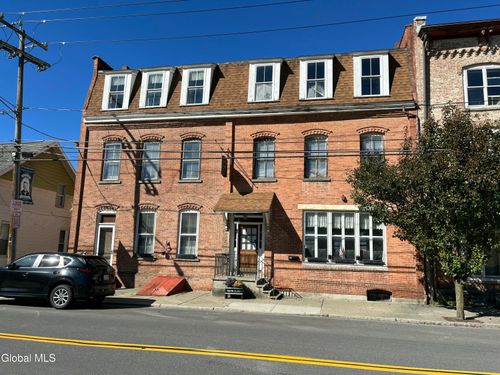 100 S Main St, Castleton-on-Hudson, NY, 12033-1225 | Card Image