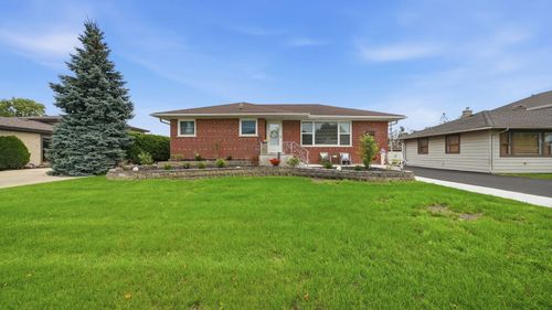6225 Hawthorne St, Rosemont, IL, 60018-4407 | Card Image