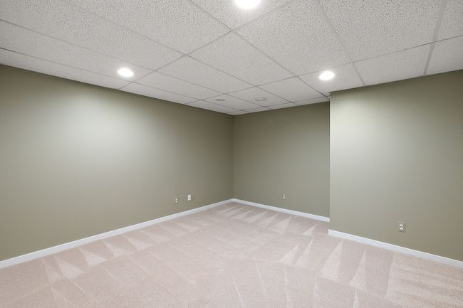 1902 Maryland Blvd, House other with 4 bedrooms, 4 bathrooms and null parking in Birmingham MI | Image 37