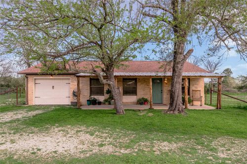 918 Fm 247 Road, Huntsville, TX, 77320 | Card Image