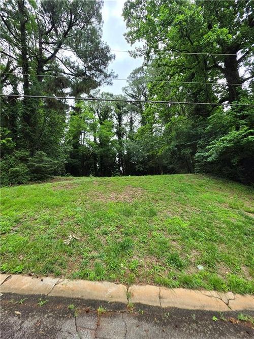 618 Simone Way, Stone Mountain, GA, 30087-5142 | Card Image
