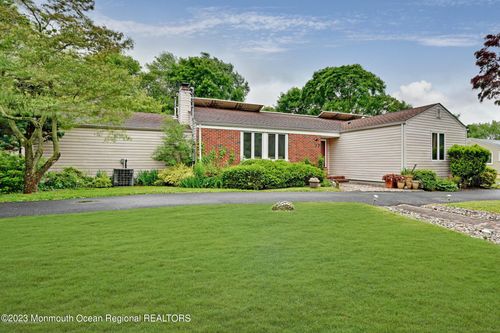 77 Pinewood Ave, West Long Branch, NJ, 07764-1871 | Card Image